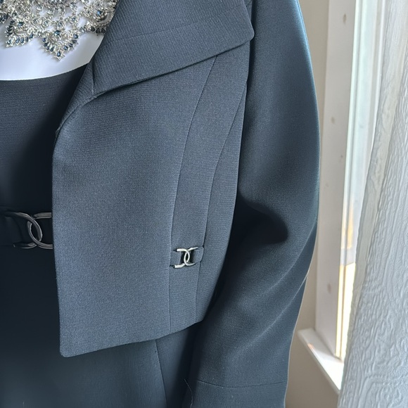 TAHARI Arthur S Levine dress and jacket - Picture 7 of 16